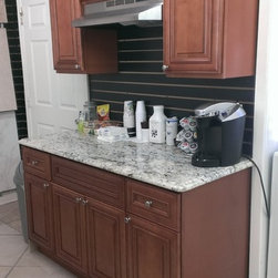 Traditional Kitchen Cabinets - Products