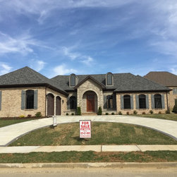 2520 Pascoli Pl. - Products
