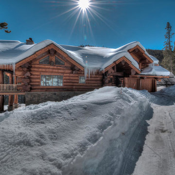 Pioneer Off-the-Grid Solar Home