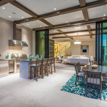 Outdoor Kitchen