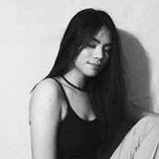 Gladys Menese's photo