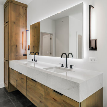 End Unit - Transitional Modern Luxury Rowhome Heritage Place Naperville, IL
