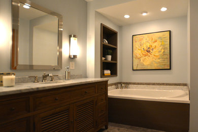 Inspiration for a transitional bathroom remodel in Burlington