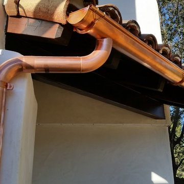 5 inch Half Round (Seamless) Copper With Circles and Shanks, Agoura Hills