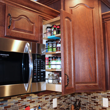 Kitchen Design: StarMark Cabinetry in Oak Royale, HD Formica Countertop