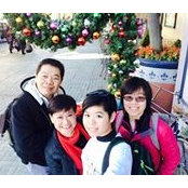 Thuy Le's photo