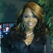 Shontelle Thomas's photo