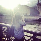 Myriam Irislimane's photo