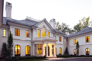 Example of a classic exterior home design in New York