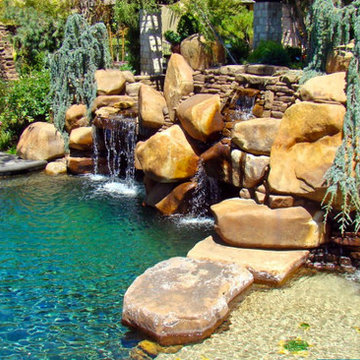 Custom Swimming Pool Features