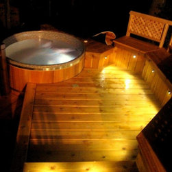 Cottage Cedar Hot Tub - Hot Tubs