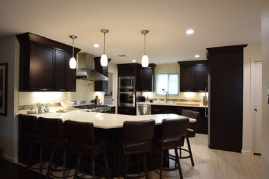 Example of an arts and crafts kitchen design in Dallas