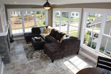 Example of a sunroom design in Chicago