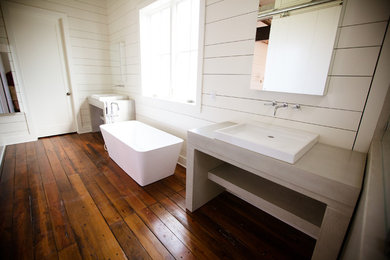 Bathroom - contemporary bathroom idea in Other