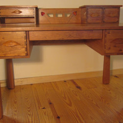 Rosebud Desk - Desks And Hutches