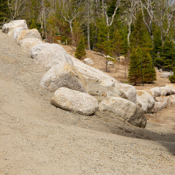 White Point - Paver Patio, Retaining wall, Hardscaping.