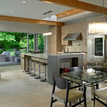 Open Concept Kitchen & Dining Area