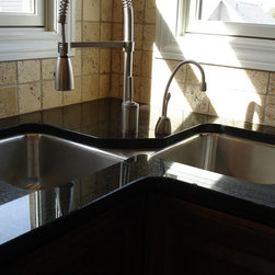 Bellcrest Circle Showcase Home - Kitchen Sinks