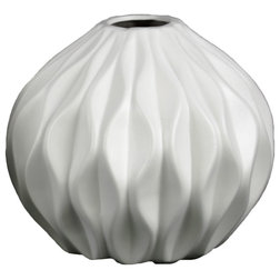 Transitional Vases by GwG Outlet