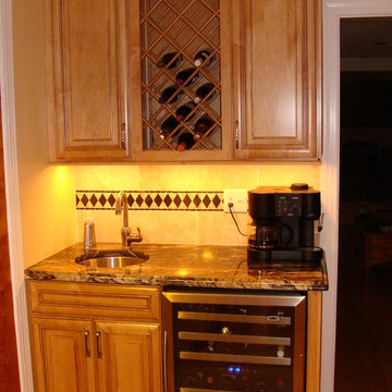 Gaithersburg Dixon Home Bar area