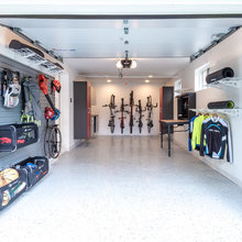 Garage / Man Cave