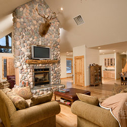 Green Leaf Flooring - Hardwood Flooring