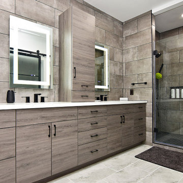 Milwaukee Modern: A Luxurious Condo Bathroom Oasis