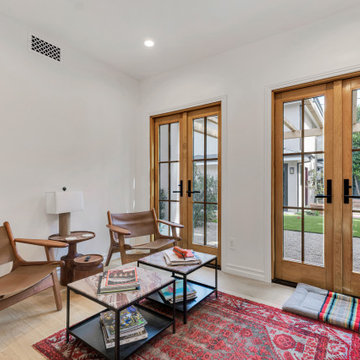 Indoor-Outdoor Sitting Area with French Doors & Natural Light | Los Angeles