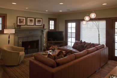 This is an example of a contemporary family room in Minneapolis.