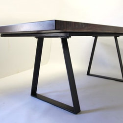 07.17 Dining Table - Products