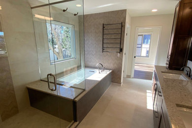 Example of a bathroom design in Denver