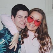 Ella Sanders's photo