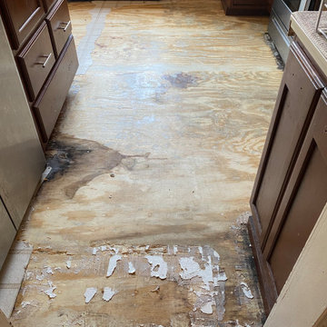 Cheltenham Kitchen Tile Floor