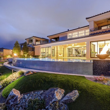 Negative Edge & Perimeter Overflow Pools in Las Vegas, Poolscapes LLC
