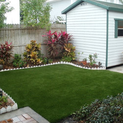 Residential Lawn -  Artificial Grass Pictures - Outdoor Products