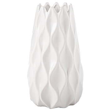 Urban Trends Ceramic Round Vase With White Finish 39794