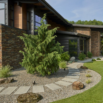 Modern Backyard Oasis in Moorestown, New Jersey