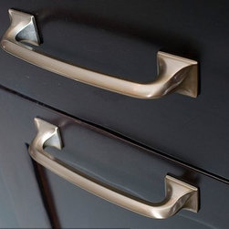 Schaub  Cabinet Hardware - Kitchen Cabinetry