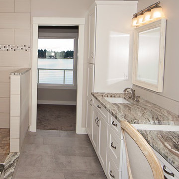 Seven Lakes Master Bath