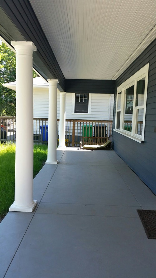Front porch furniture layout