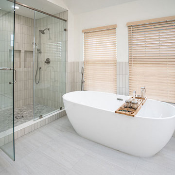 Wyndham Collection Juno 71″ freestanding acrylic soaking tub