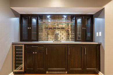 Home bar - home bar idea in New York