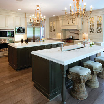 Traditional/Transitional Kitchen in Maple, Melted Brie and Vintage Truffl