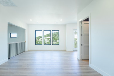 Home design - transitional home design idea in Austin