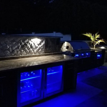Outdoor Living lifestyle of togetherness