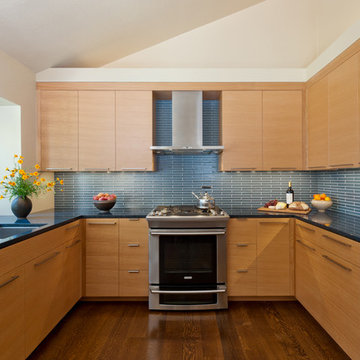 California Living, Alameda