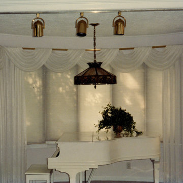 Swags and side panels in Brooklyn, NY