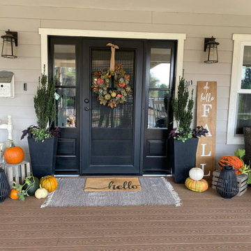 Cozy Fall Inspired Front Porch