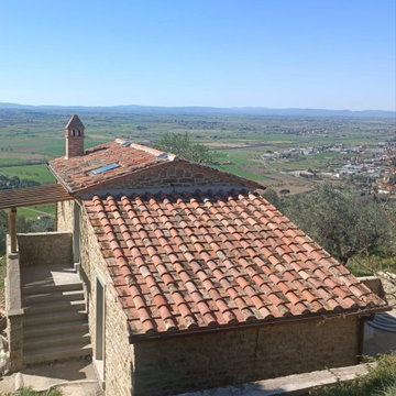 Restoration and Conservative Recovery - Tuscan Farmhouse