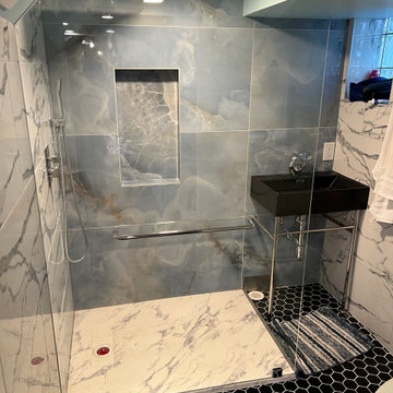 Modern Glass Shower Enclosure | Medford